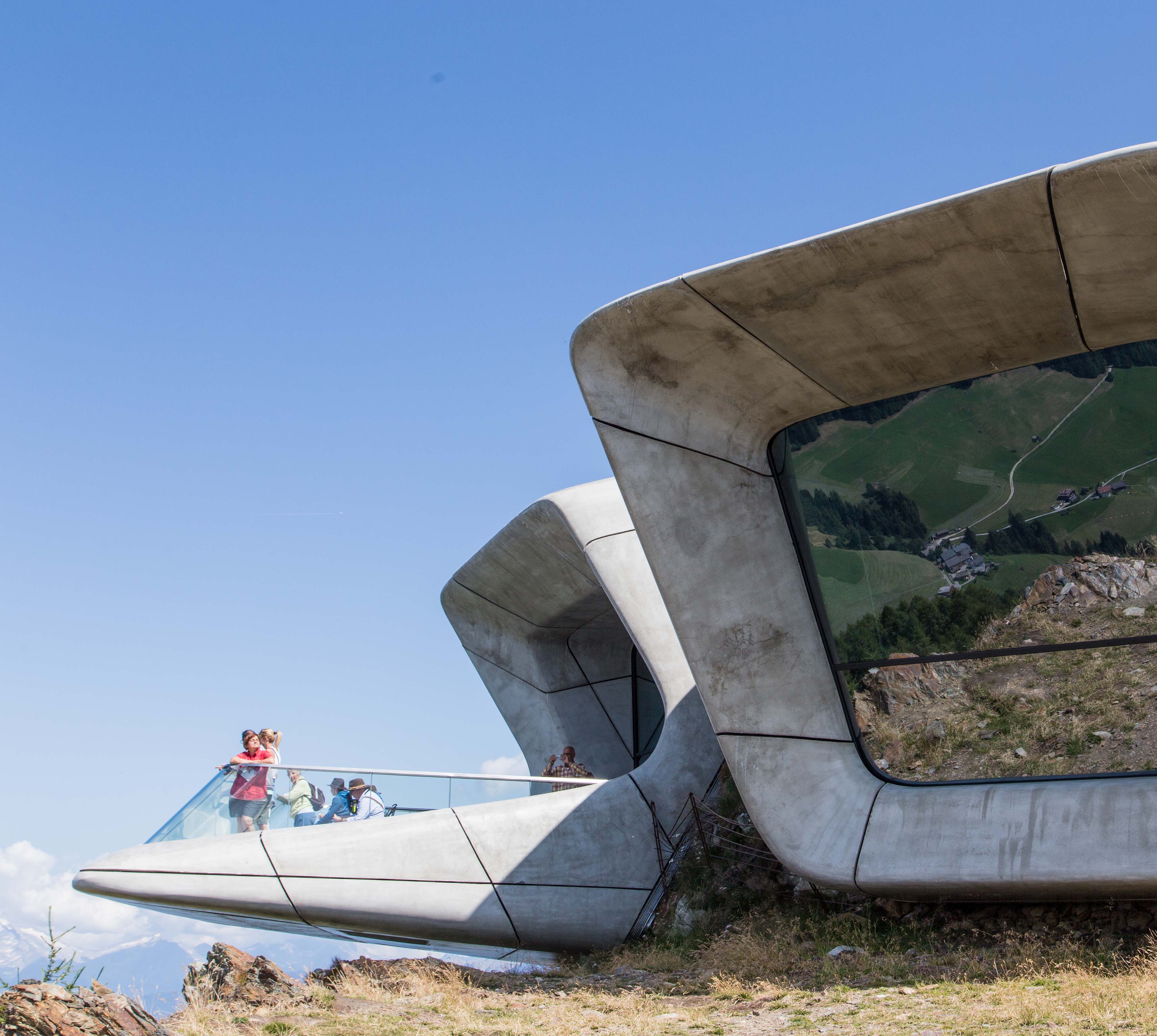 梅斯納爾山皇冠博物館 MMM Corones